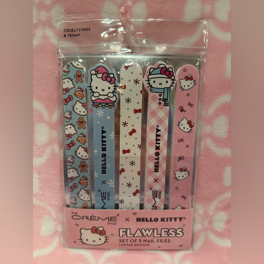 Hello Kitty x The Crème Shop Christmas Nail File Set